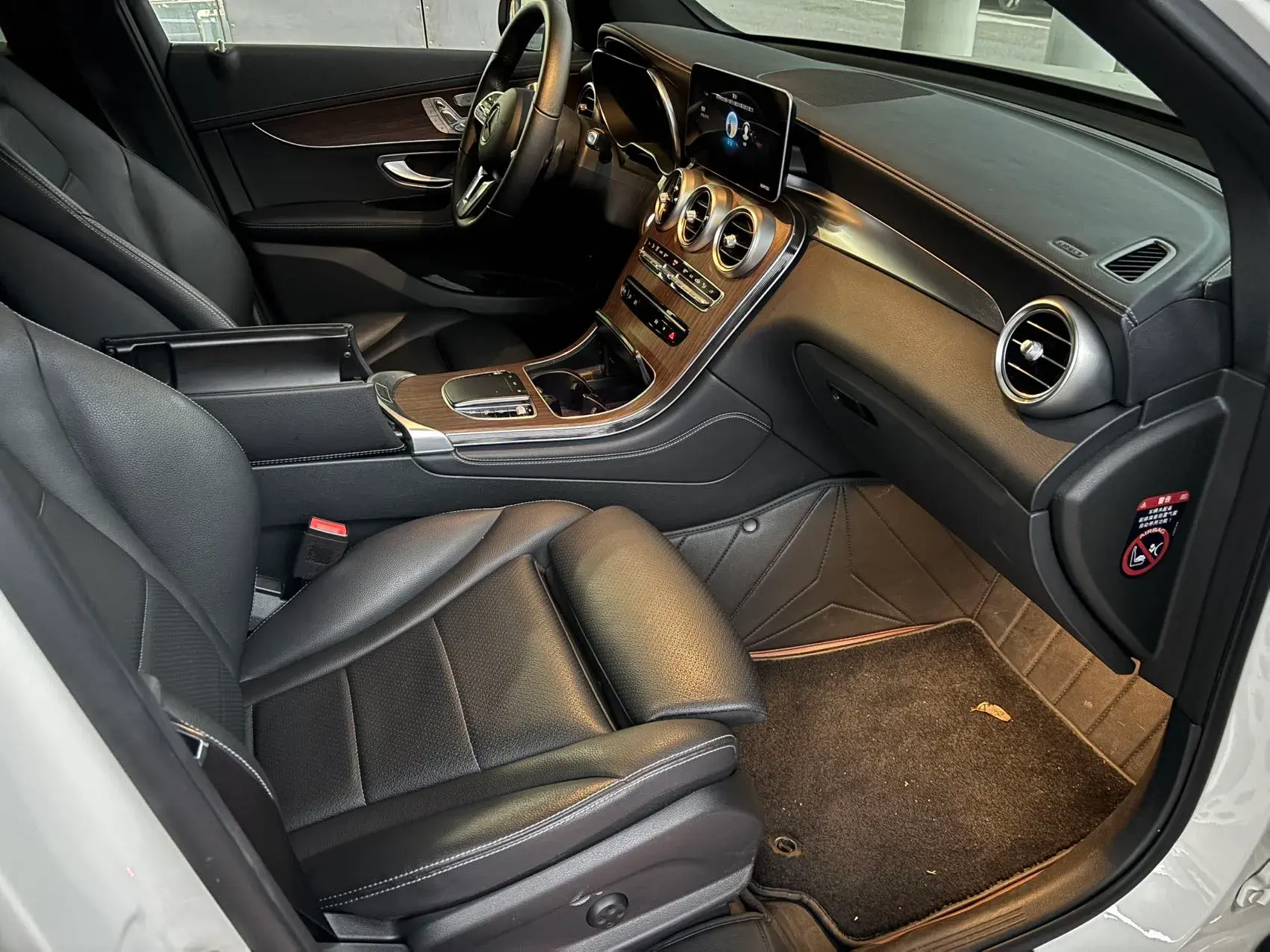 2021 MERCEDES-BENZ GLC thumbnail 2