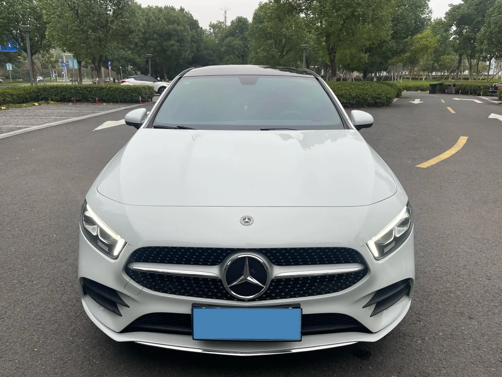 2020 MERCEDES-BENZ A thumbnail 2