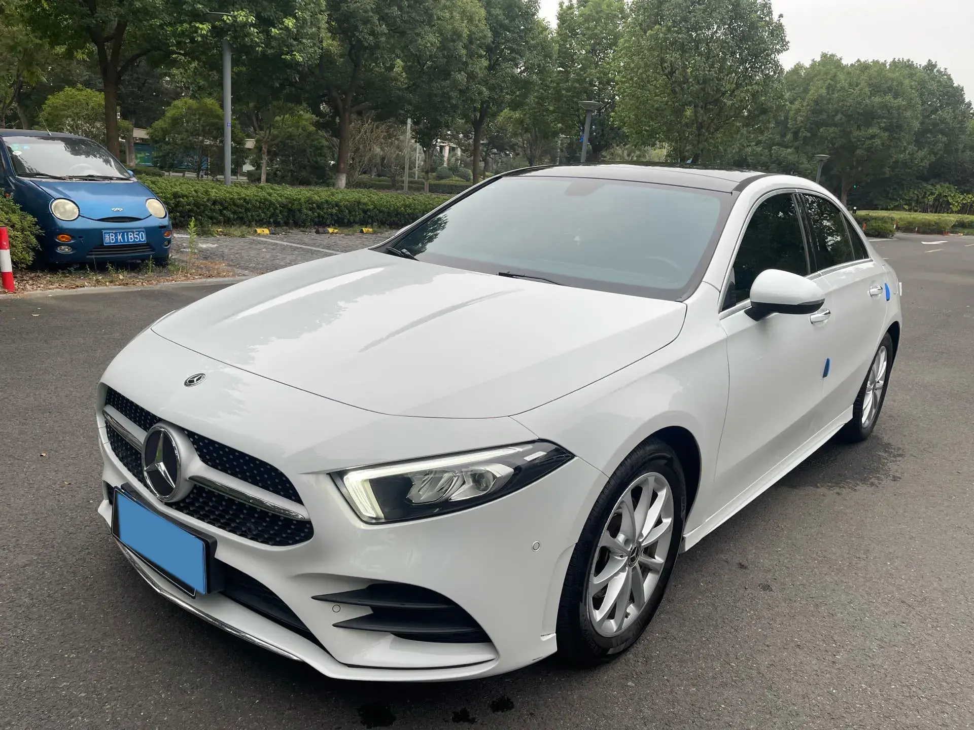 2020 MERCEDES-BENZ A view 1