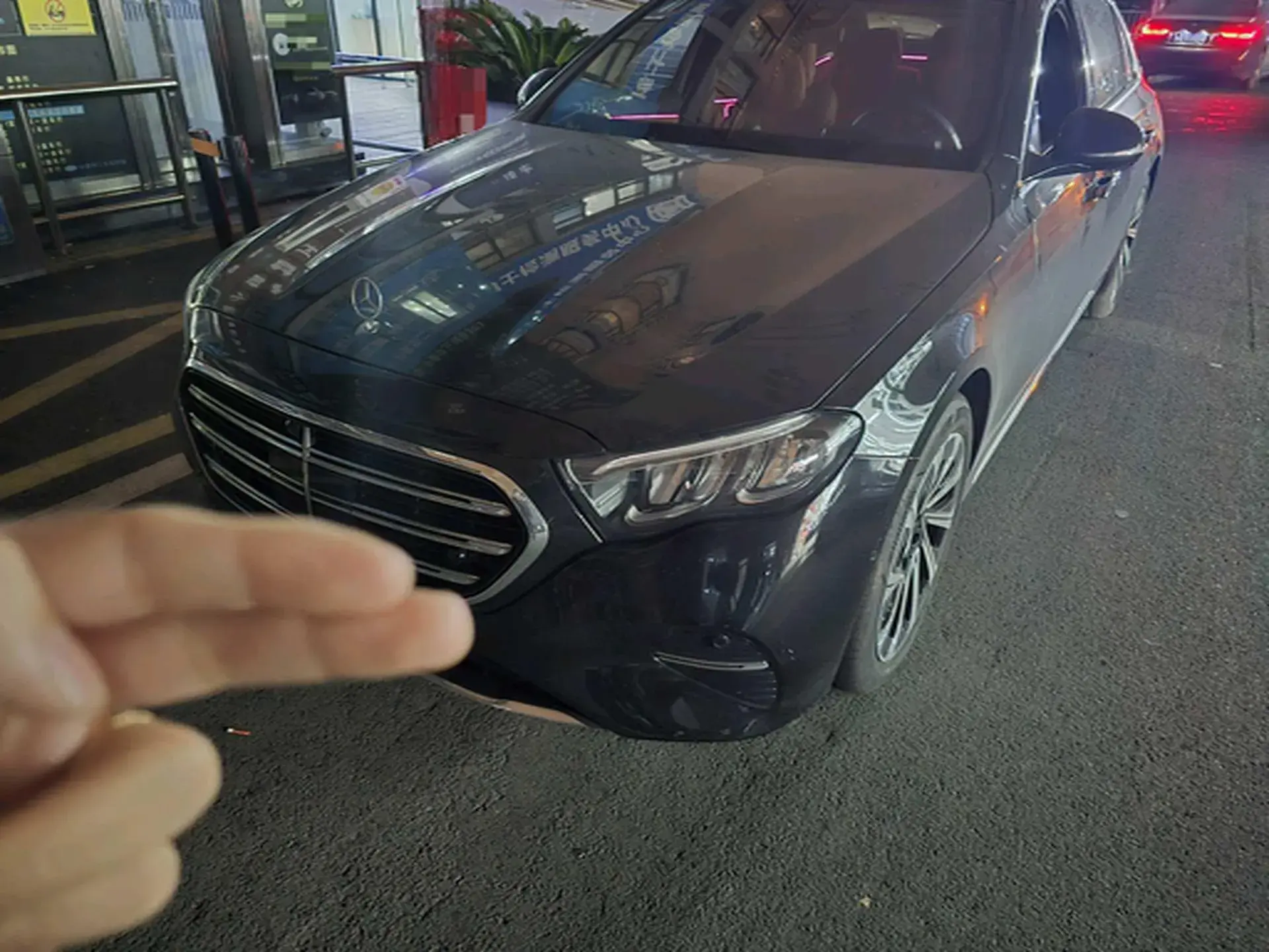 2024 MERCEDES-BENZ E view 1