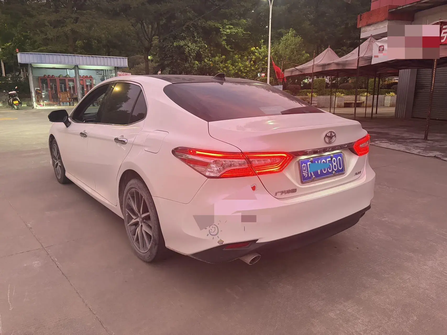 2021 TOYOTA CAMRY thumbnail 4