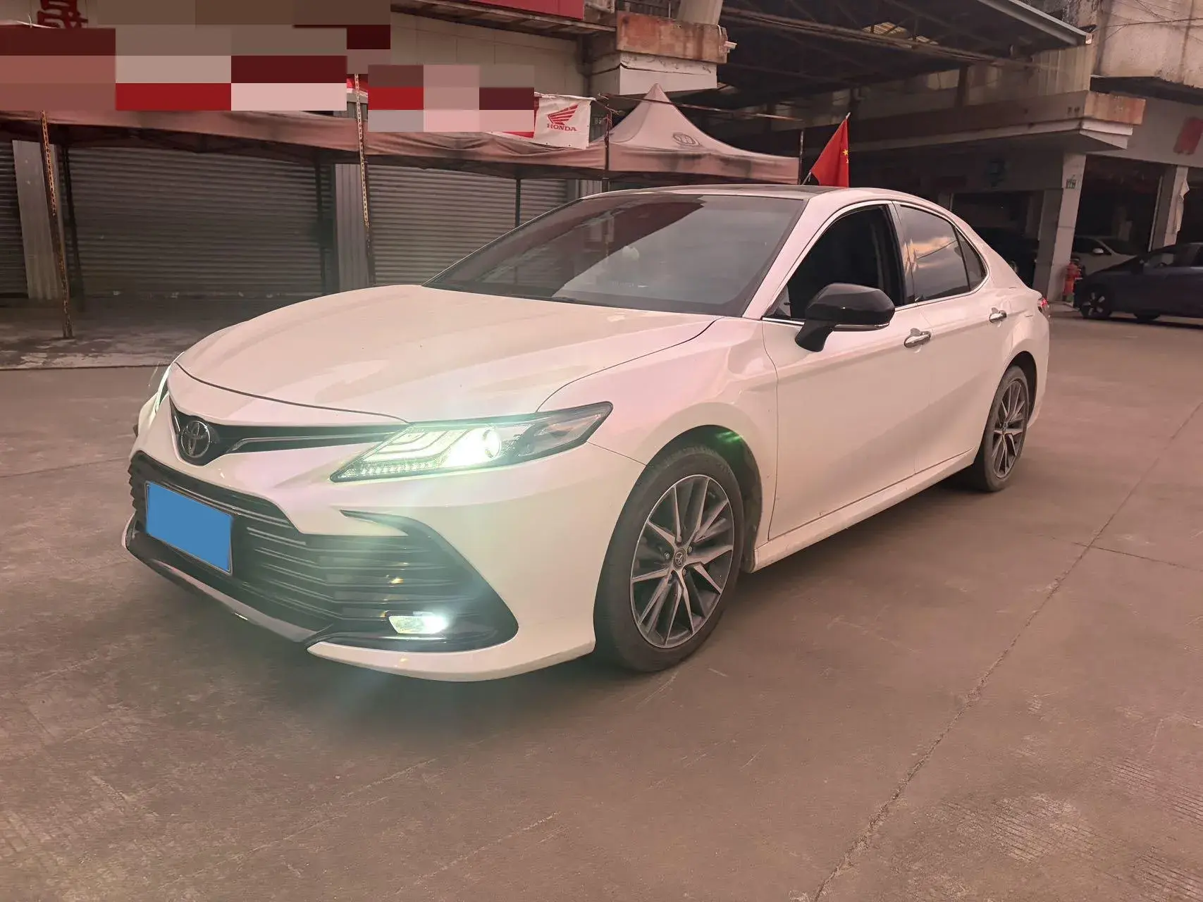 2021 TOYOTA CAMRY view 1
