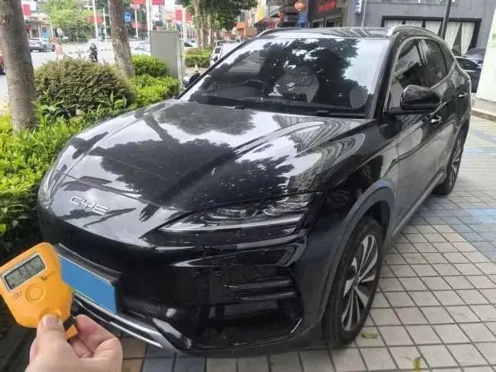 2024 BYD SONG view 1