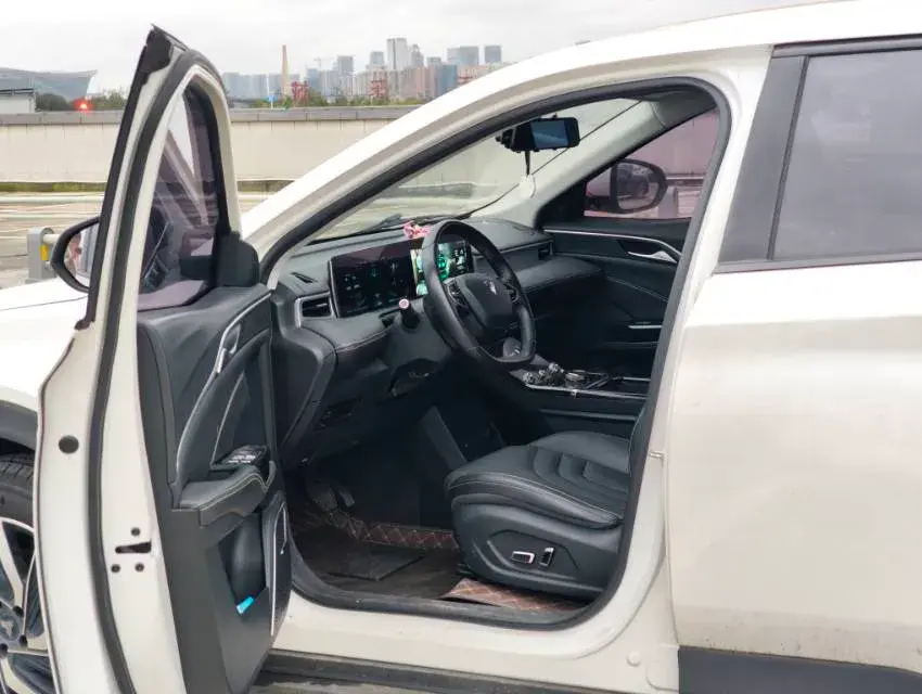 2021 NETA U thumbnail 4