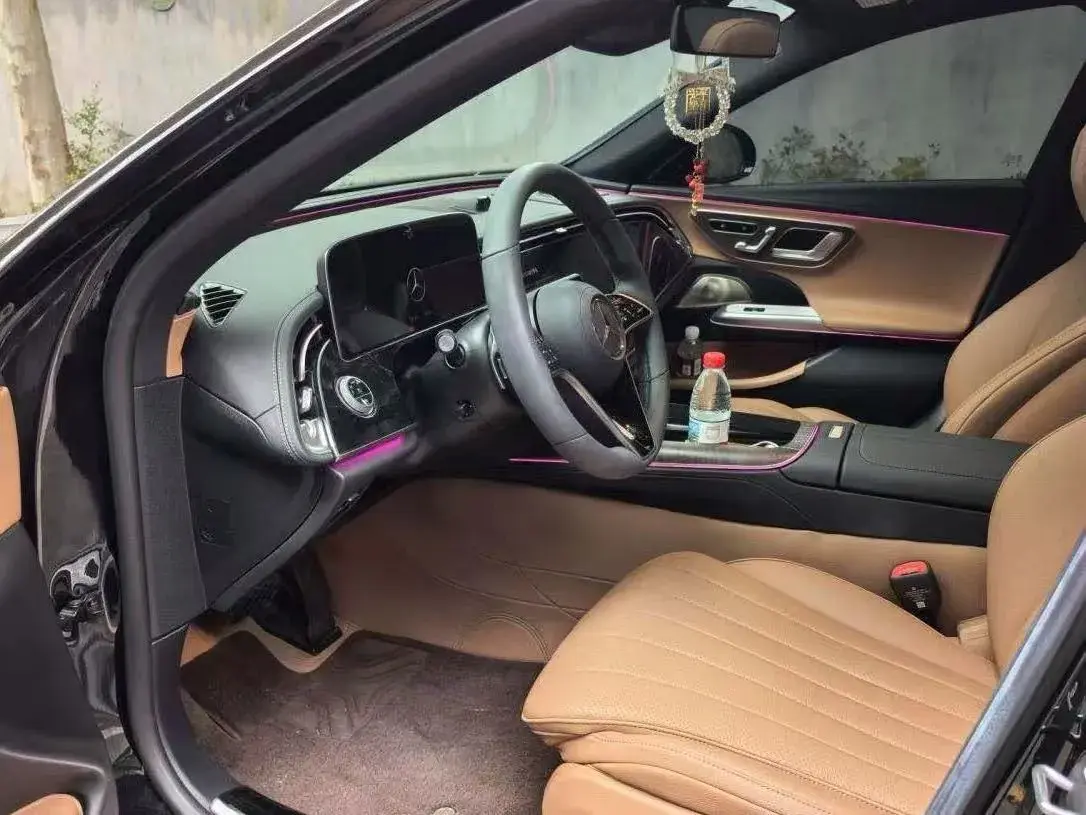 2025 MERCEDES-BENZ E thumbnail 3