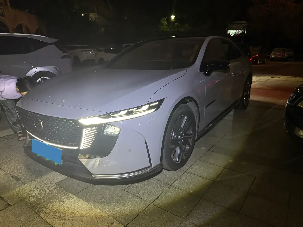 2025 Mazda EZ-6 REEV 95HP REEV