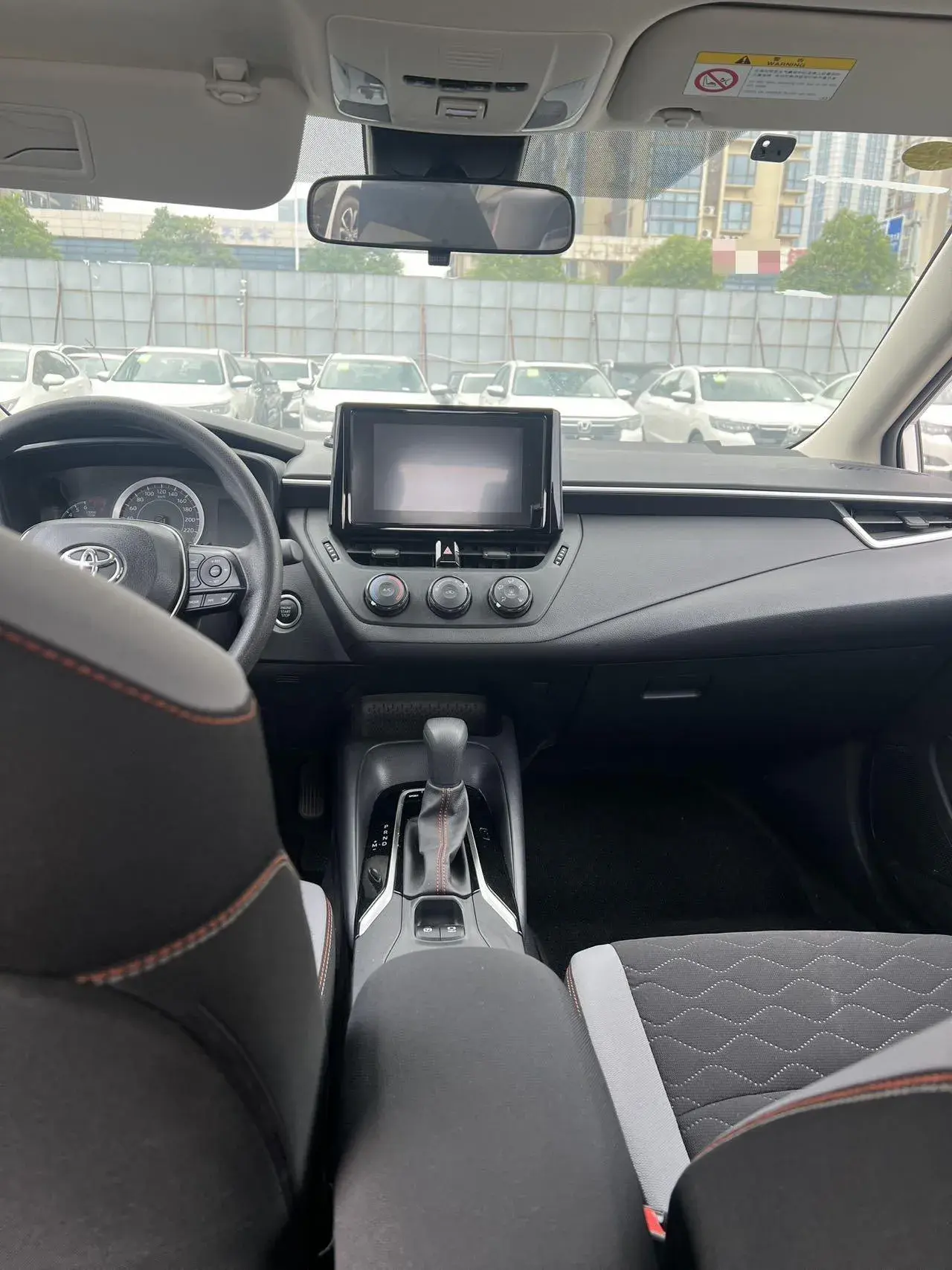 2023 TOYOTA COROLLA thumbnail 4