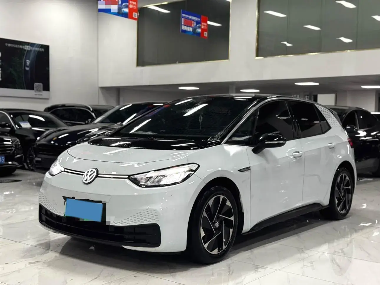 2023 VOLKSWAGEN ID.3 view 1