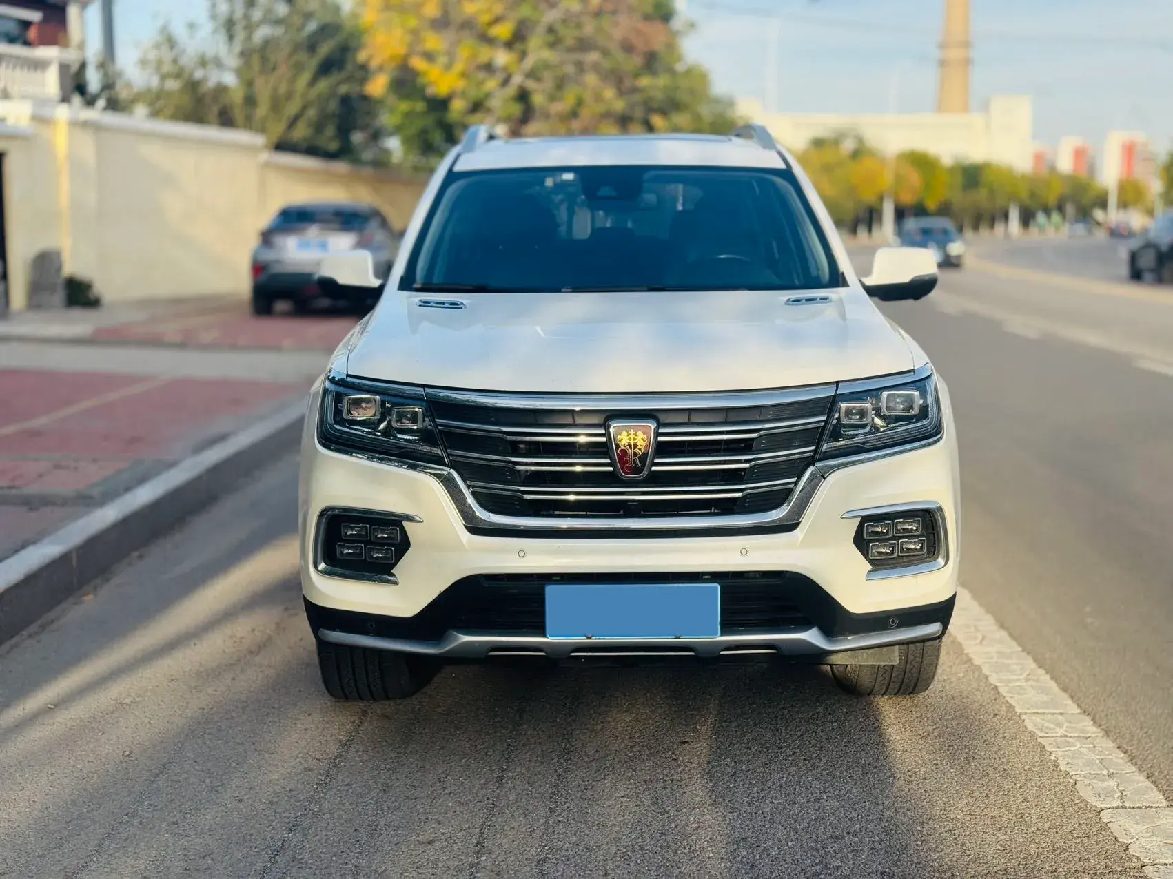 2018 ROEWE RX8 thumbnail 2