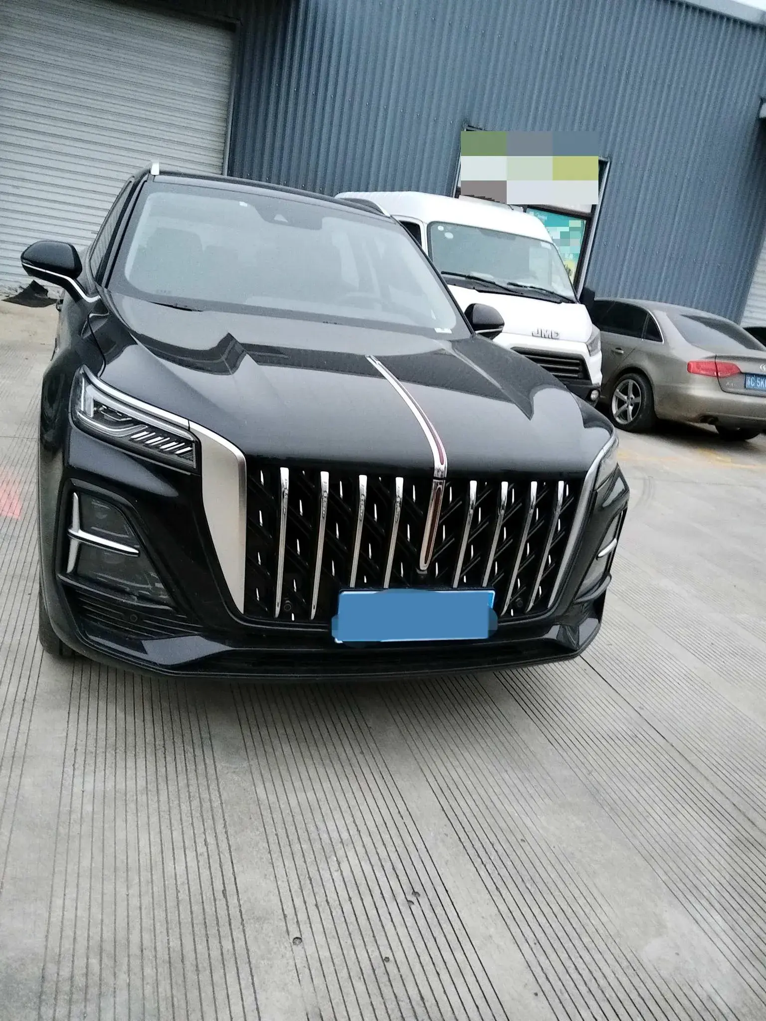 2023 HONGQI HS5 thumbnail 2