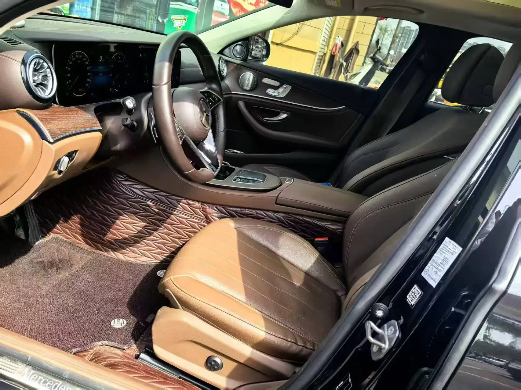 2022 MERCEDES-BENZ E thumbnail 2