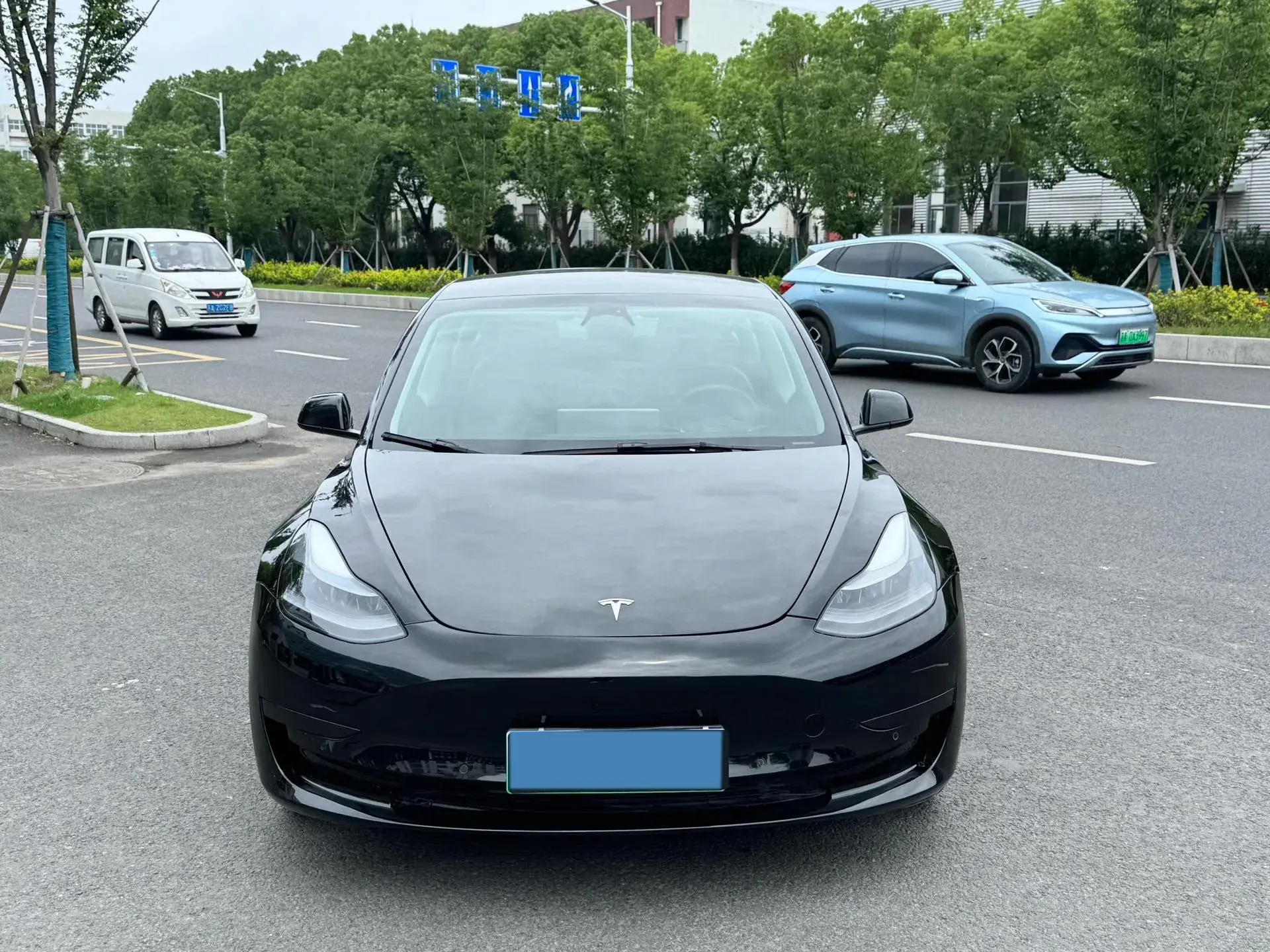 2021 TESLA MODEL thumbnail 2