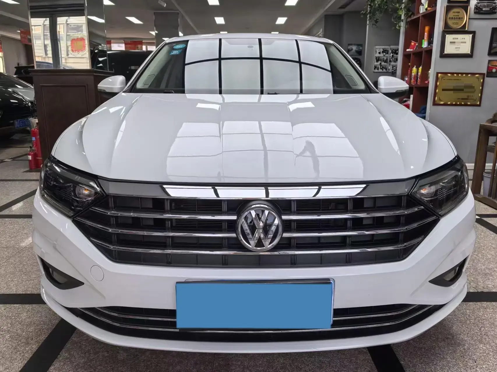 2019 VOLKSWAGEN SAGITAR thumbnail 2