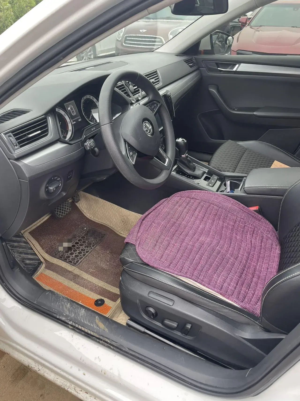 2018 SKODA SUPERB thumbnail 4