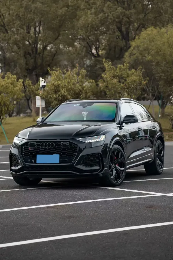 2022 Audi RS Q8 4.0T 600HP V8 8AT,autocango,china used car exporter,china ev exporter,chinese used car exporter,chinese used ev exporter