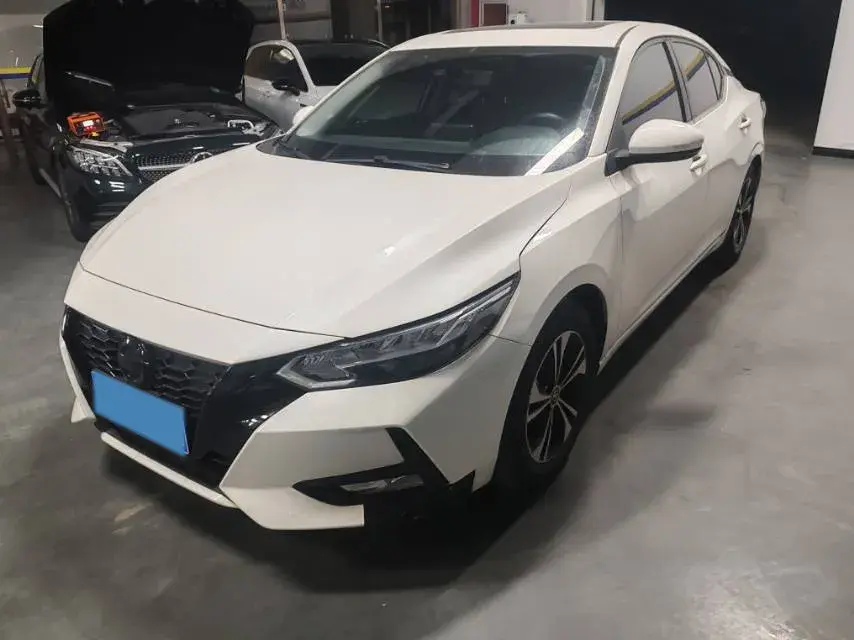 2021 NISSAN SYLPHY view 1