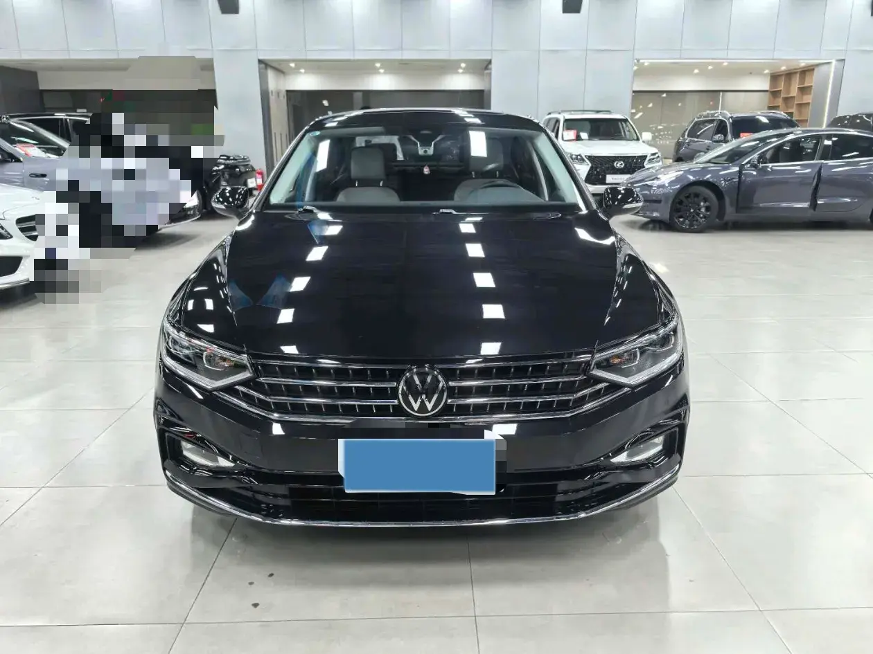 2023 VOLKSWAGEN MAGOTAN thumbnail 2