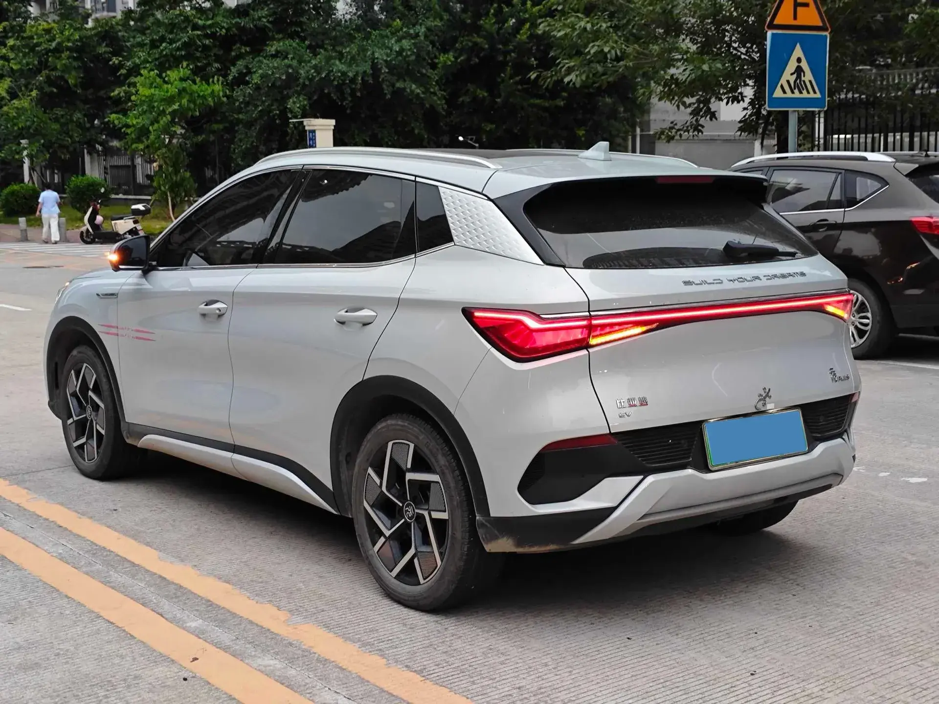 2022 BYD YUAN thumbnail 2