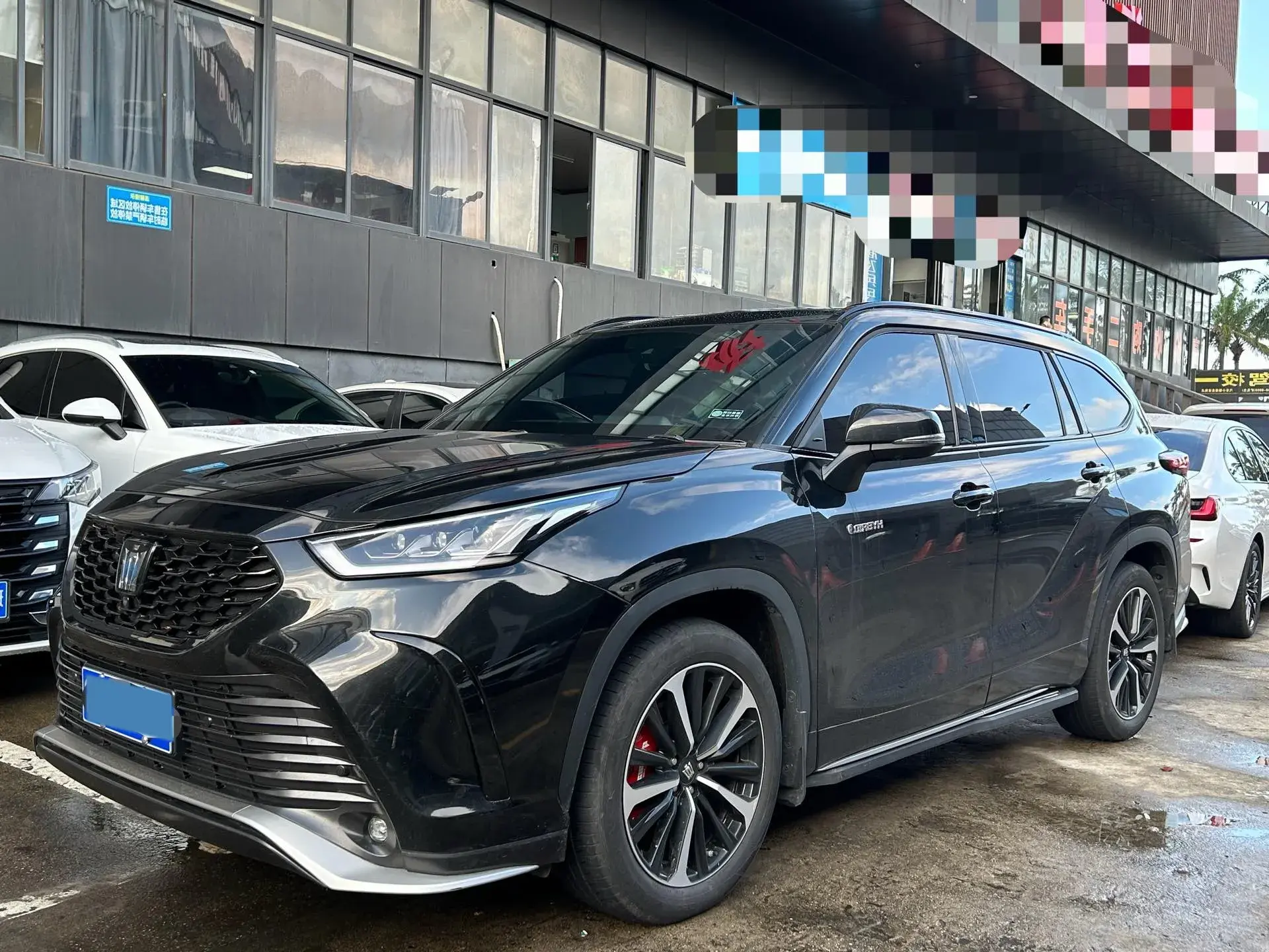 2023 TOYOTA CROWN view 1