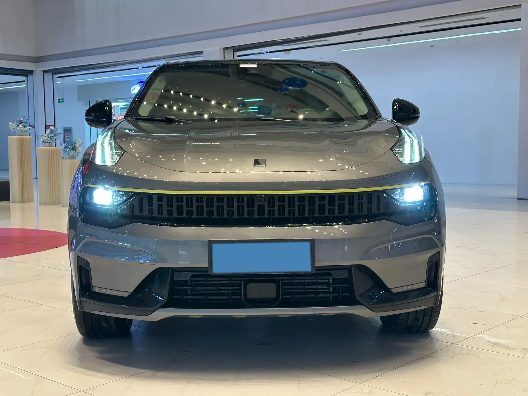 2020 LYNK&CO 05 thumbnail 2