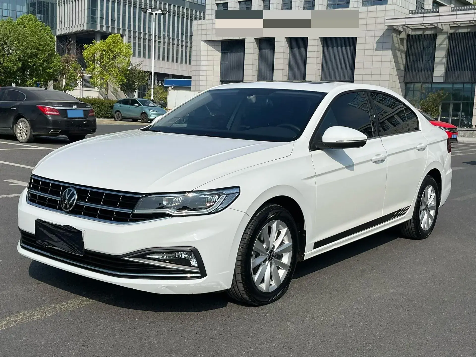 2021 VOLKSWAGEN BORA view 1