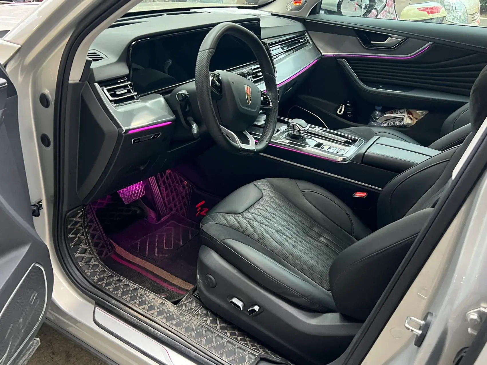 2023 HONGQI HS5 thumbnail 3