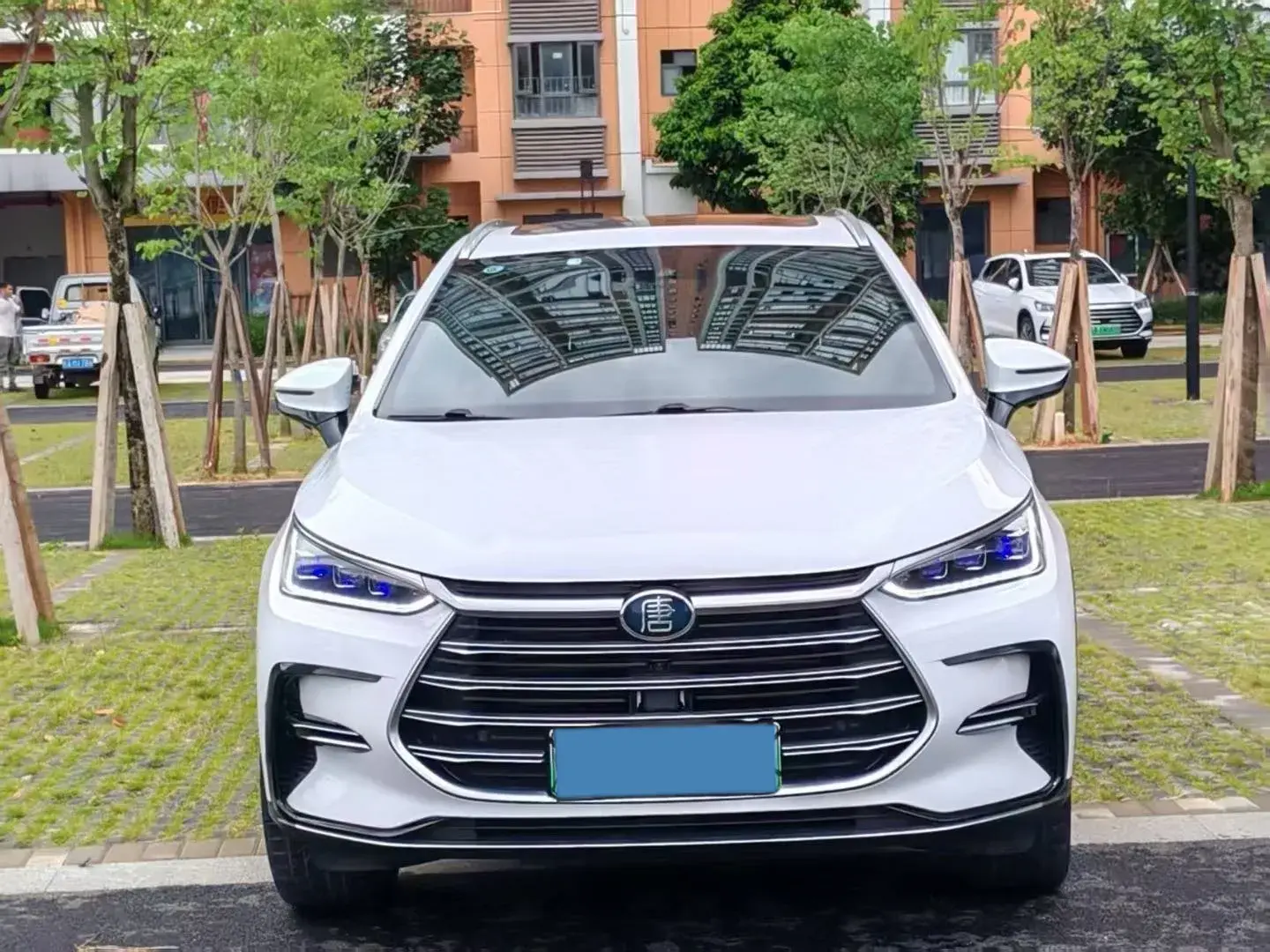 2020 BYD TANG thumbnail 3