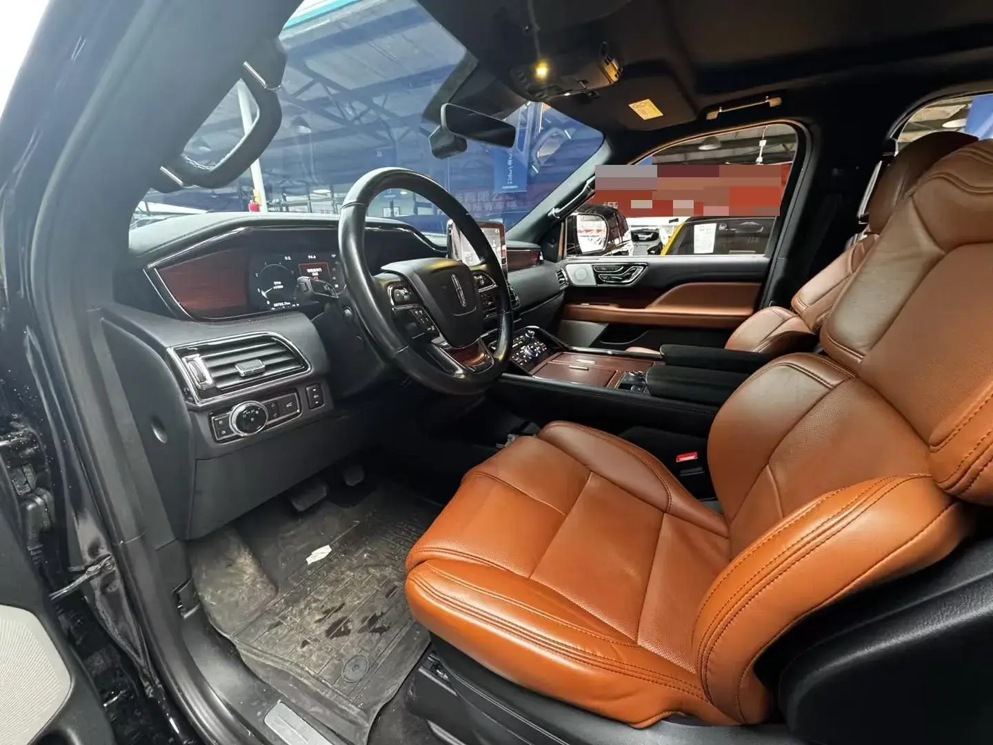 2020 LINCOLN NAVIGATOR thumbnail 3