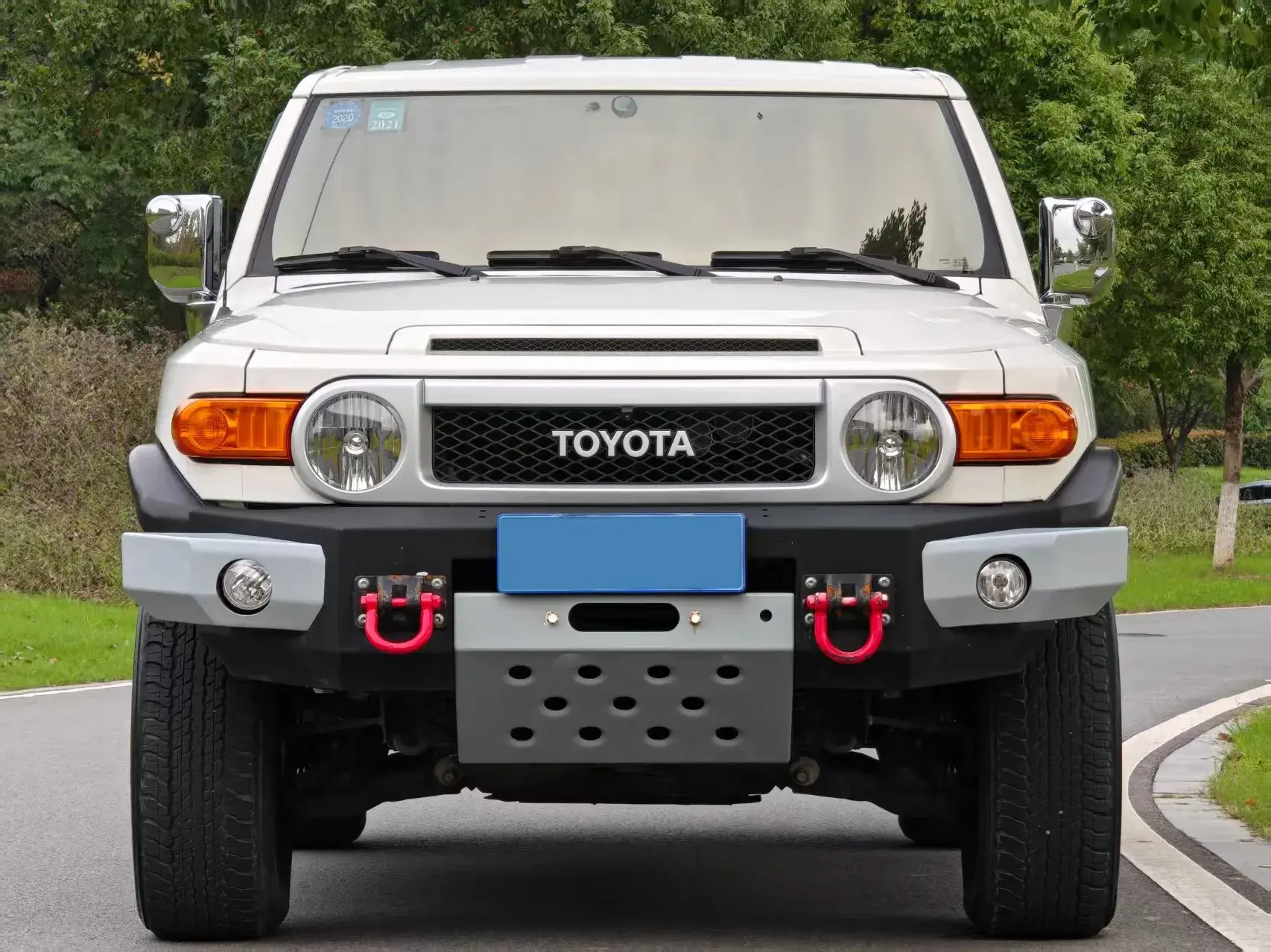 2013 TOYOTA FJ thumbnail 2