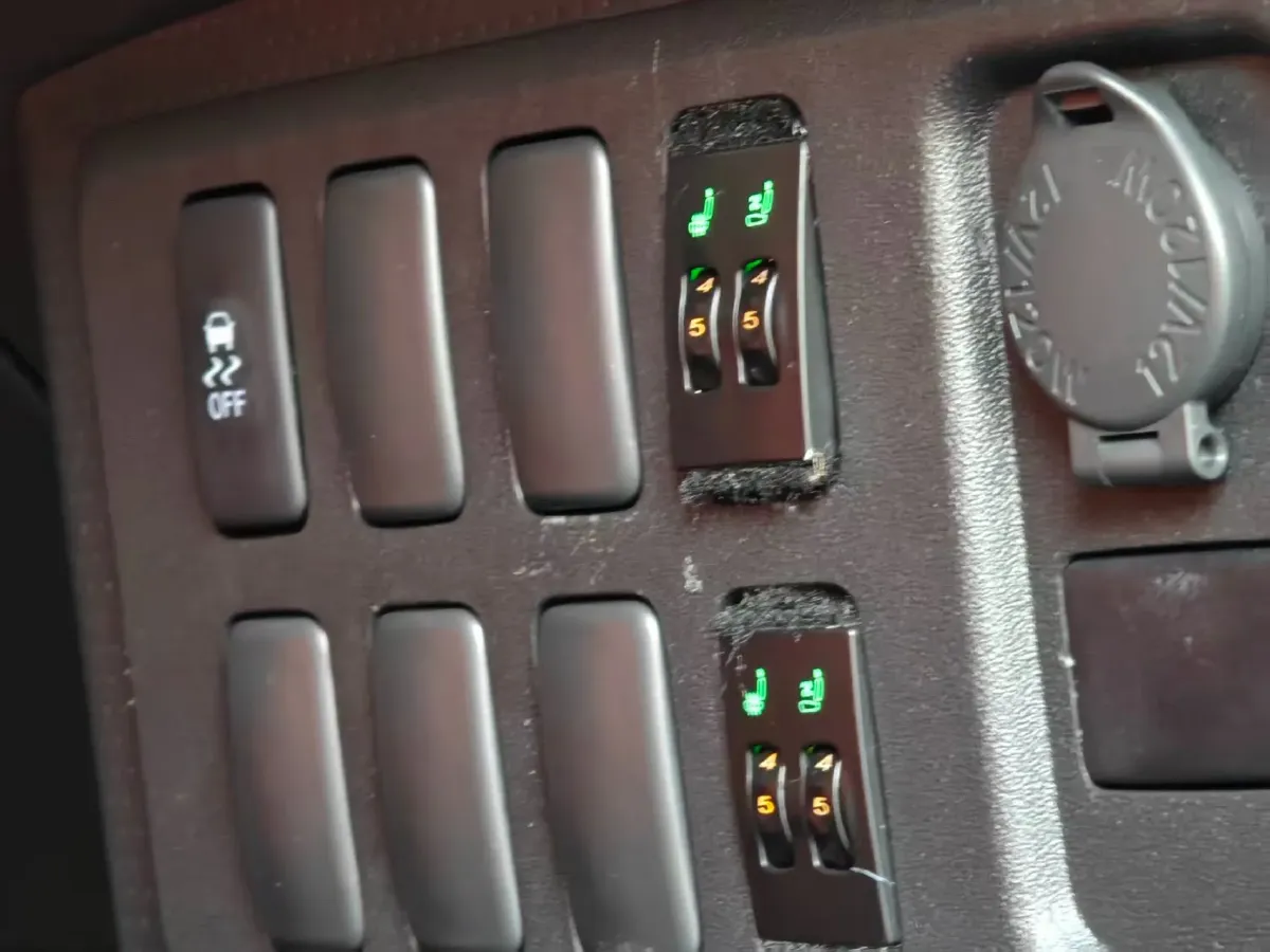 2013 Toyota FJ Cruiser 4.0L 272HP V6 5AT,autocango,china used car exporter,china ev exporter,chinese used car exporter,chinese used ev exporter