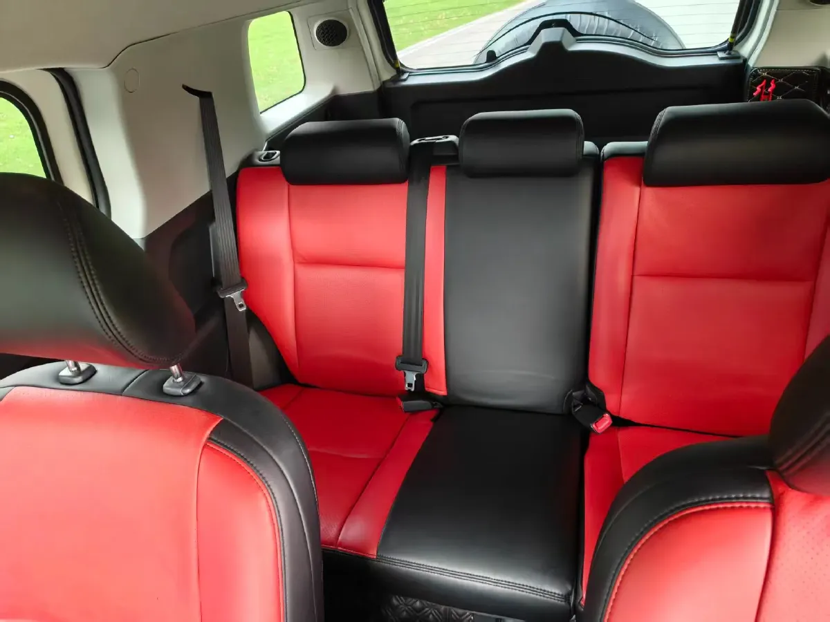 2013 Toyota FJ Cruiser 4.0L 272HP V6 5AT,autocango,china used car exporter,china ev exporter,chinese used car exporter,chinese used ev exporter