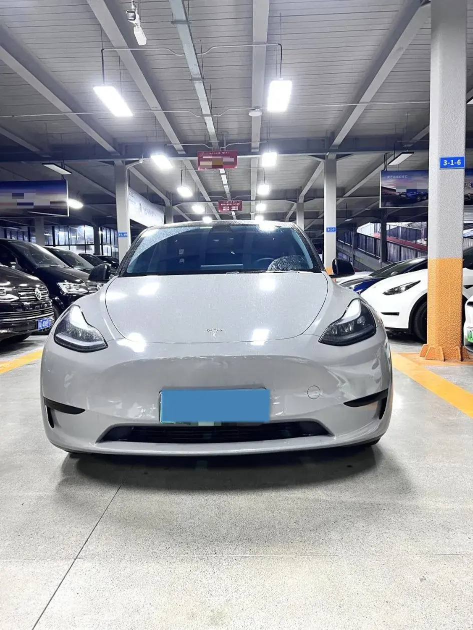 2022 TESLA MODEL thumbnail 2