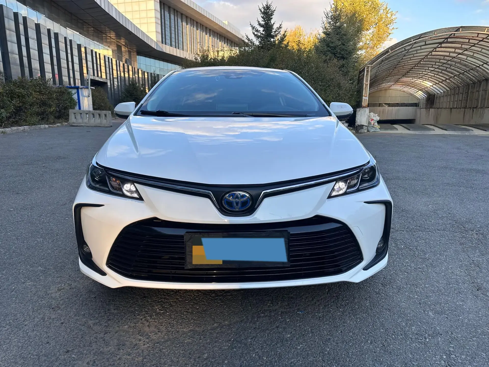 2021 TOYOTA COROLLA thumbnail 2