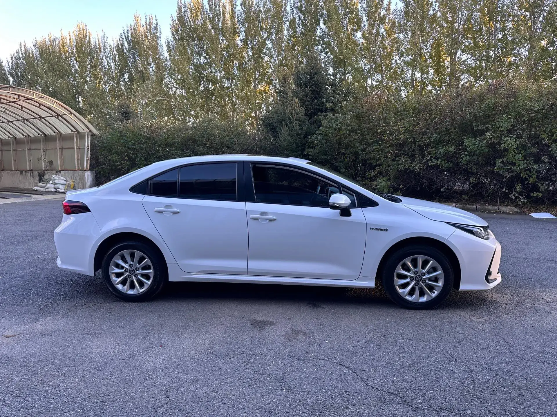 2021 TOYOTA COROLLA thumbnail 4