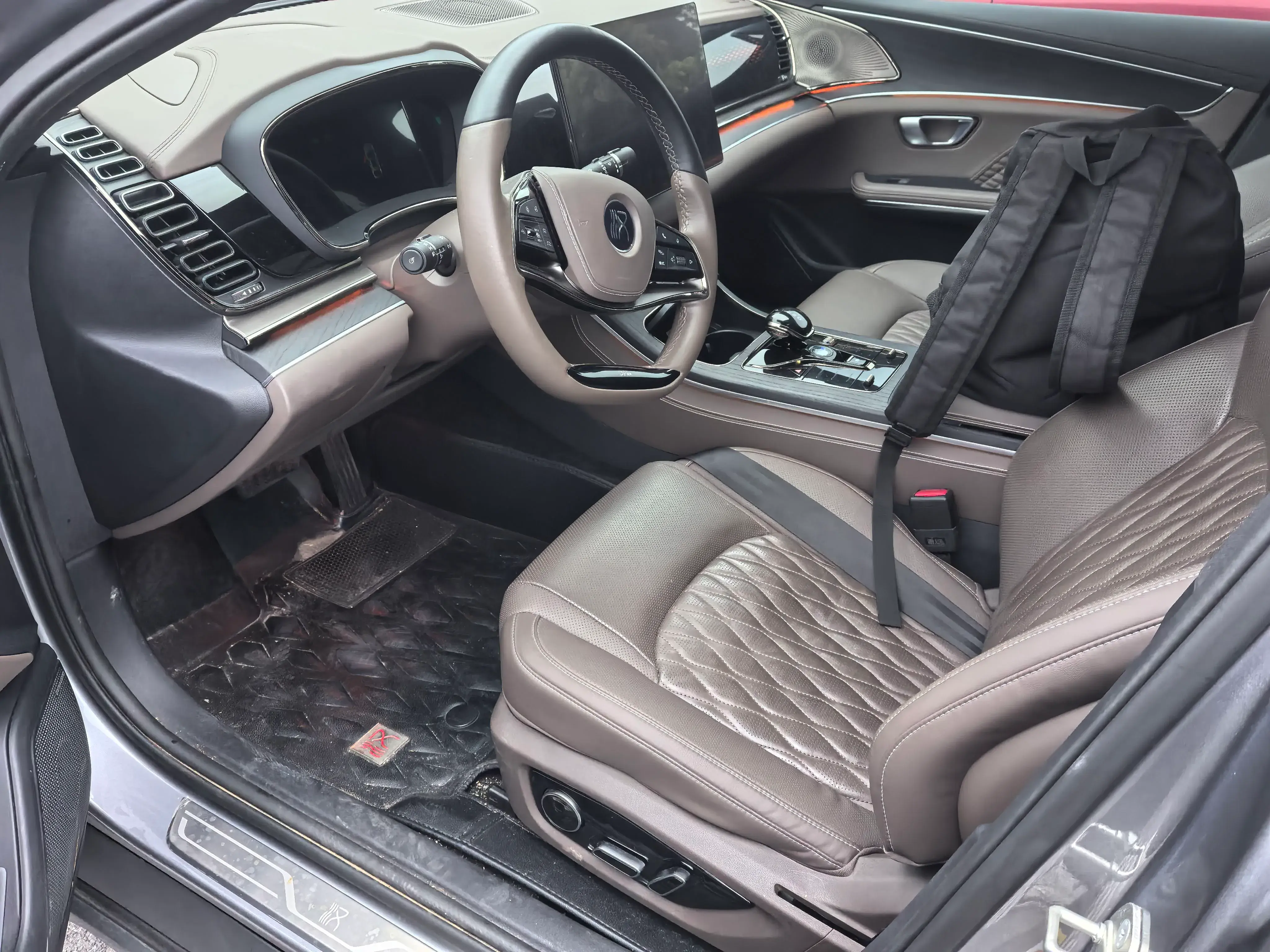 2022 BYD HAN thumbnail 3