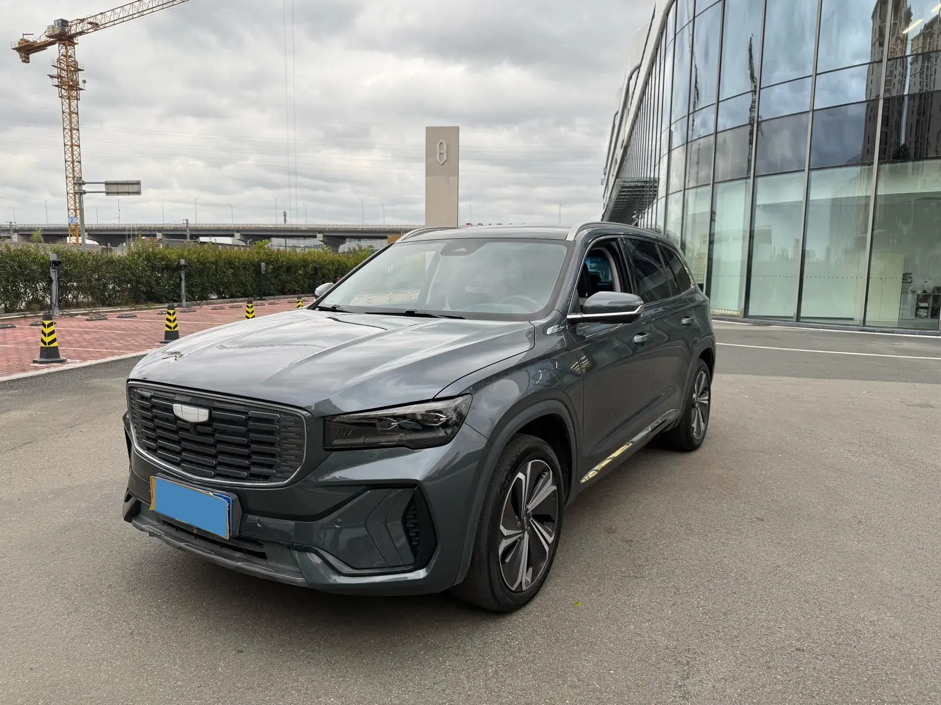 2022 GEELY MONJARO view 1