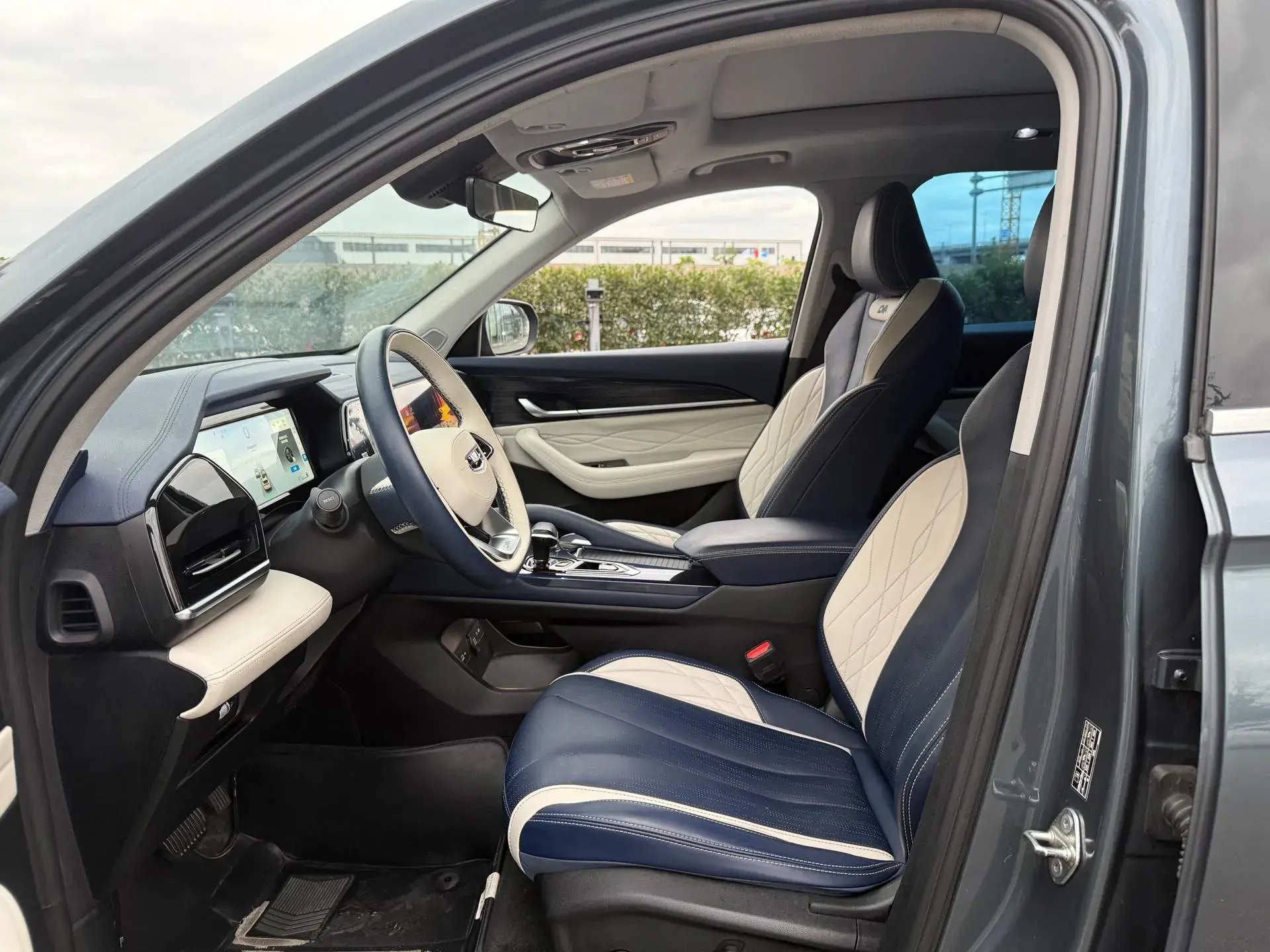 2022 GEELY MONJARO thumbnail 4