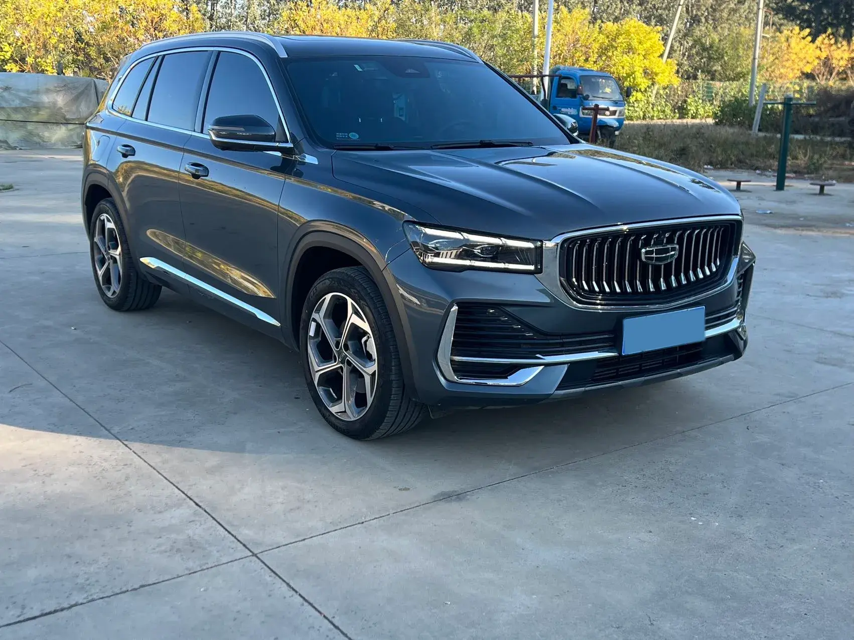 2024 GEELY MONJARO thumbnail 3