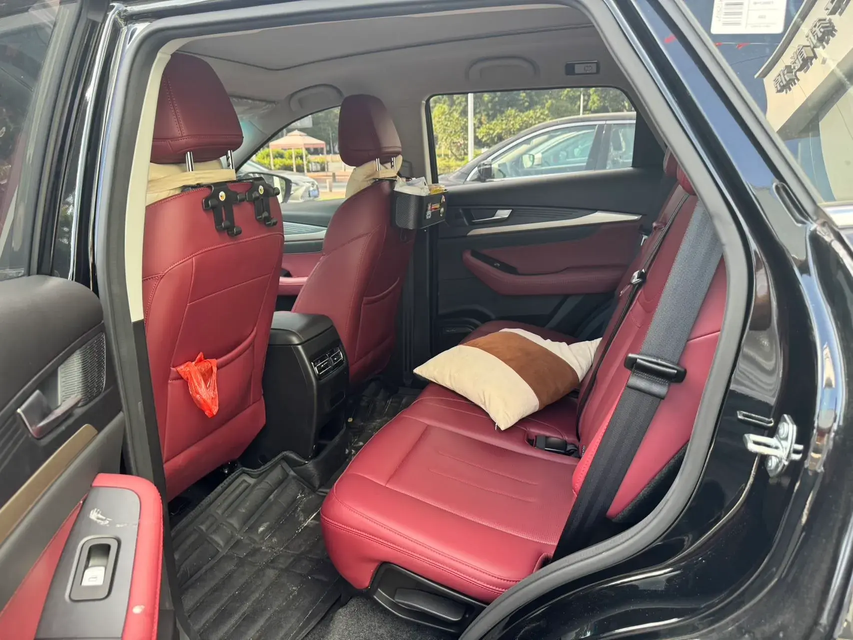 2025 JETOUR X70 thumbnail 3