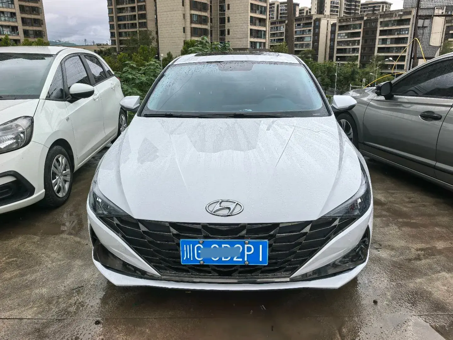 2022 HYUNDAI ELANTRA thumbnail 2