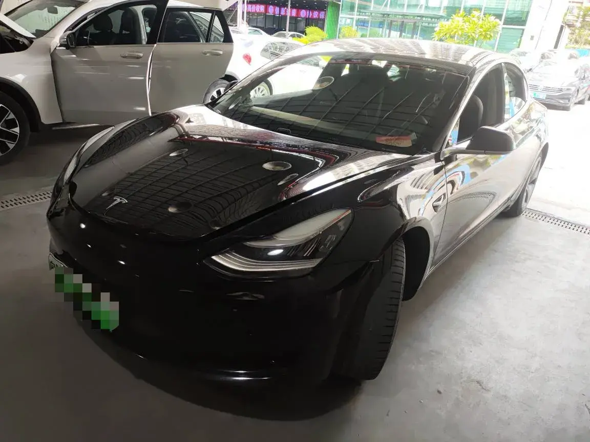 2020 TESLA MODEL view 1