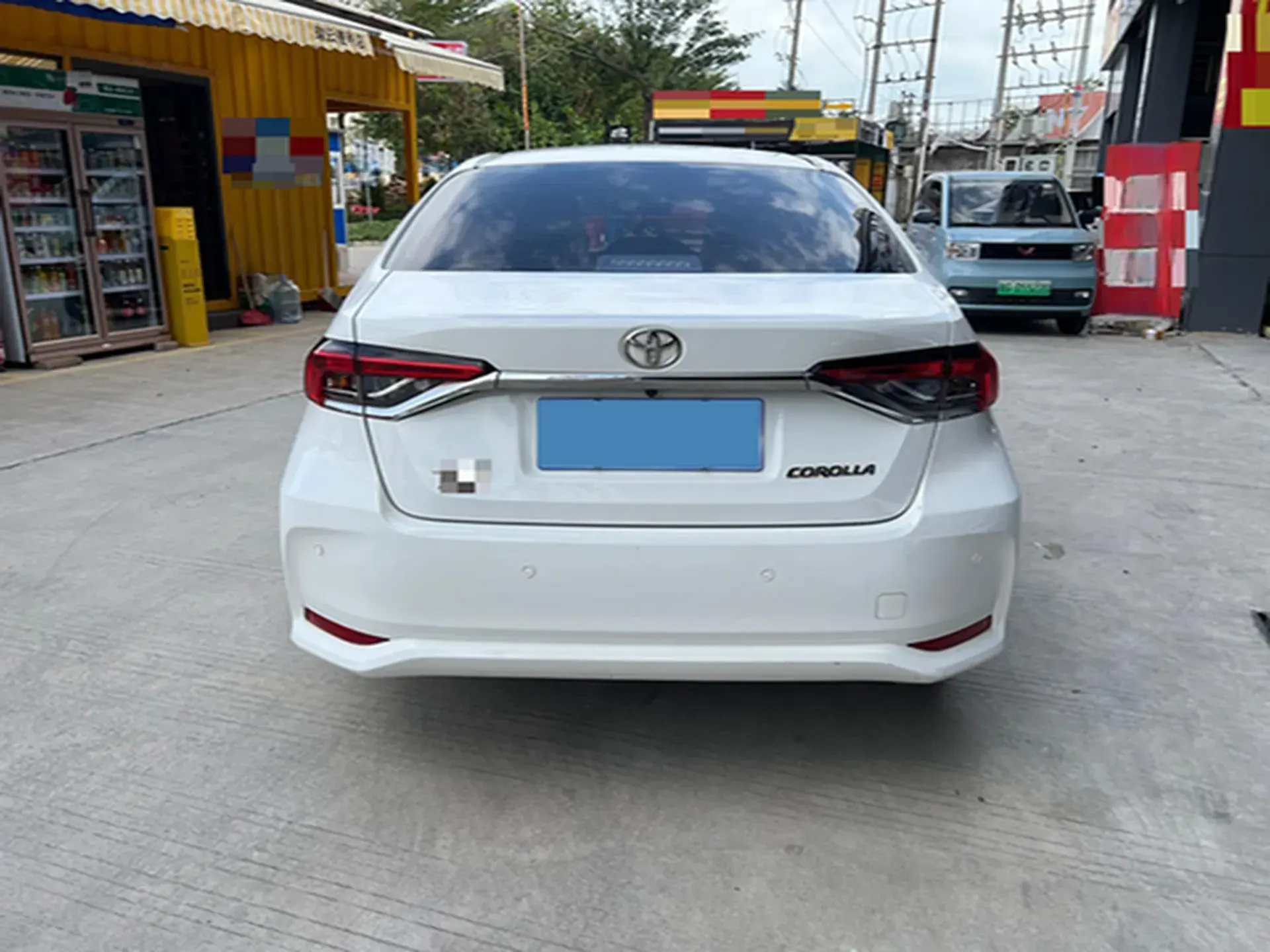 2021 TOYOTA COROLLA thumbnail 3