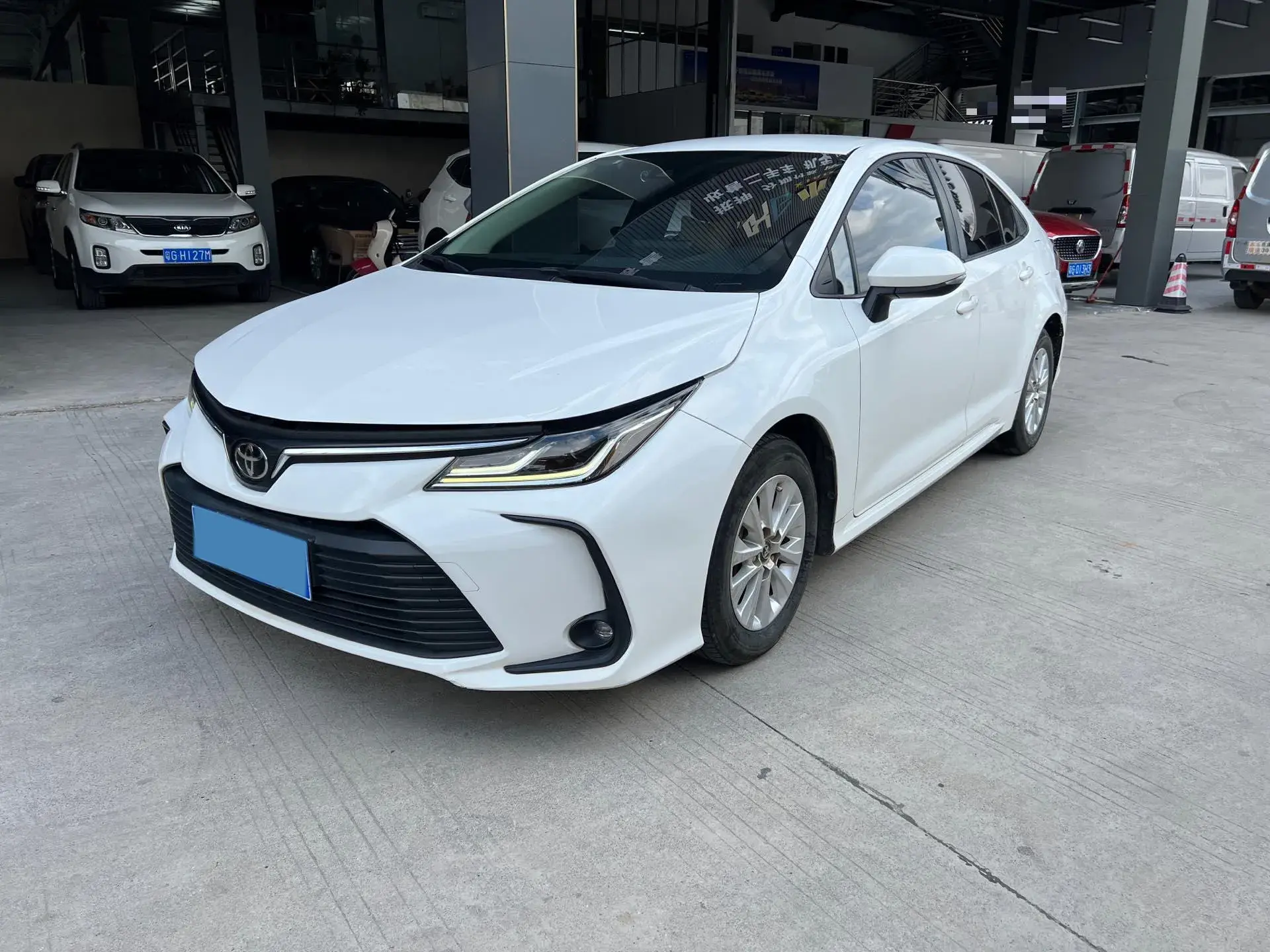 2021 TOYOTA COROLLA view 1
