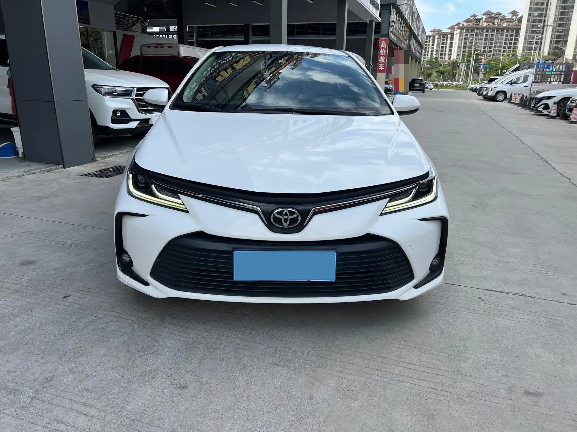 2021 TOYOTA COROLLA thumbnail 2