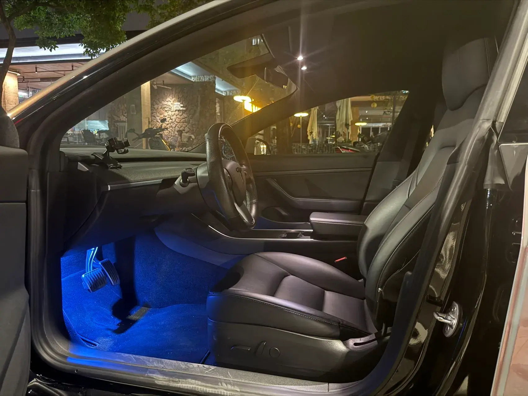 2020 TESLA MODEL thumbnail 4