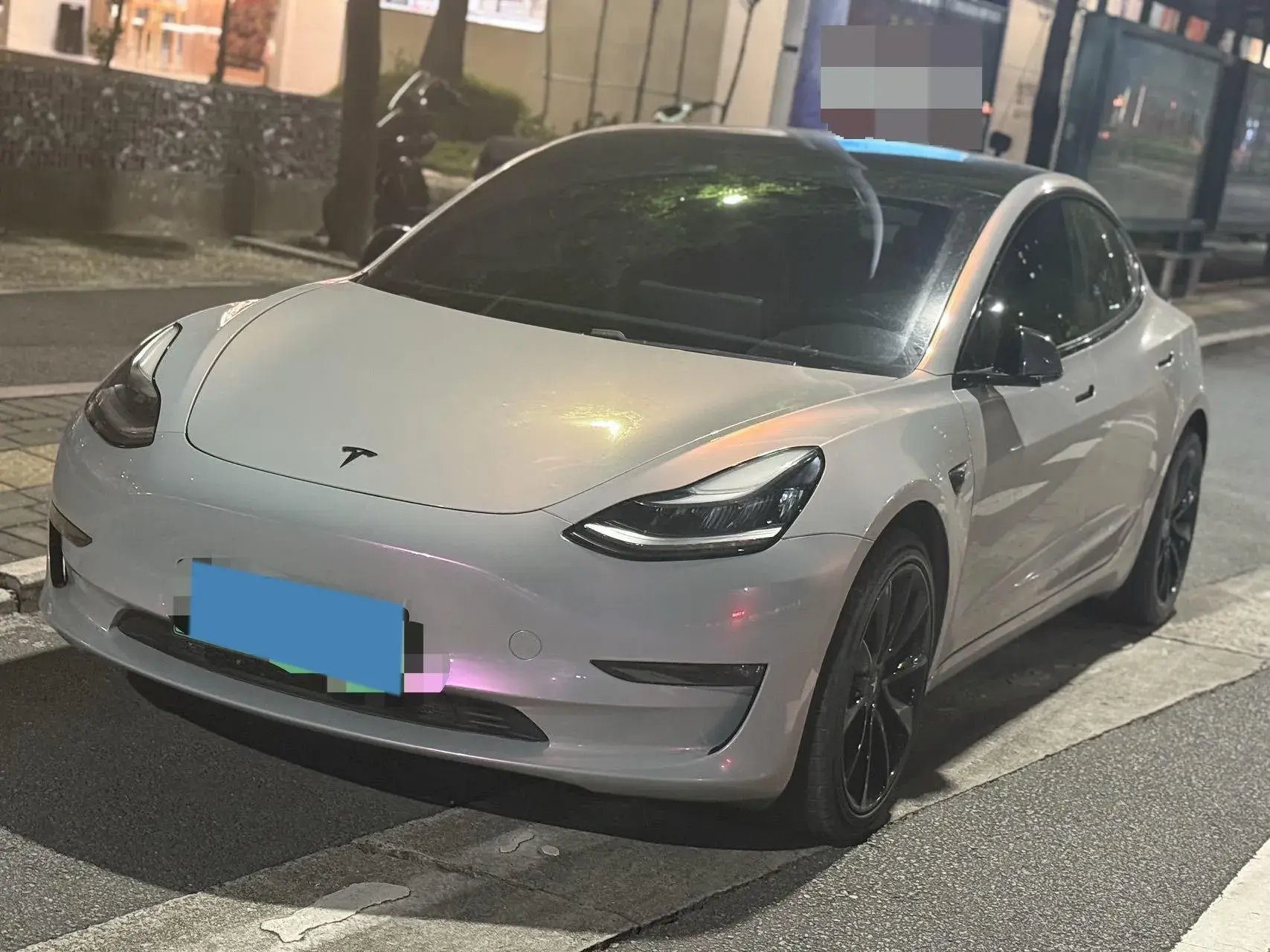 2020 TESLA MODEL view 1