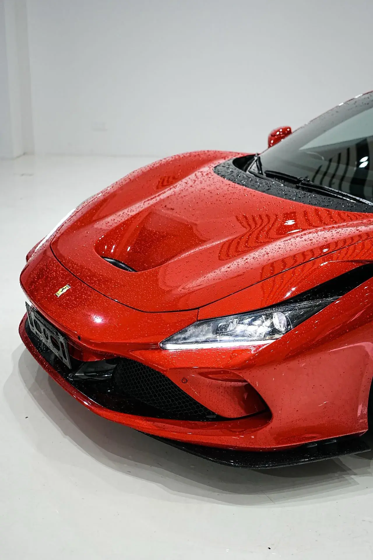 2019 FERRARI F8 thumbnail 2