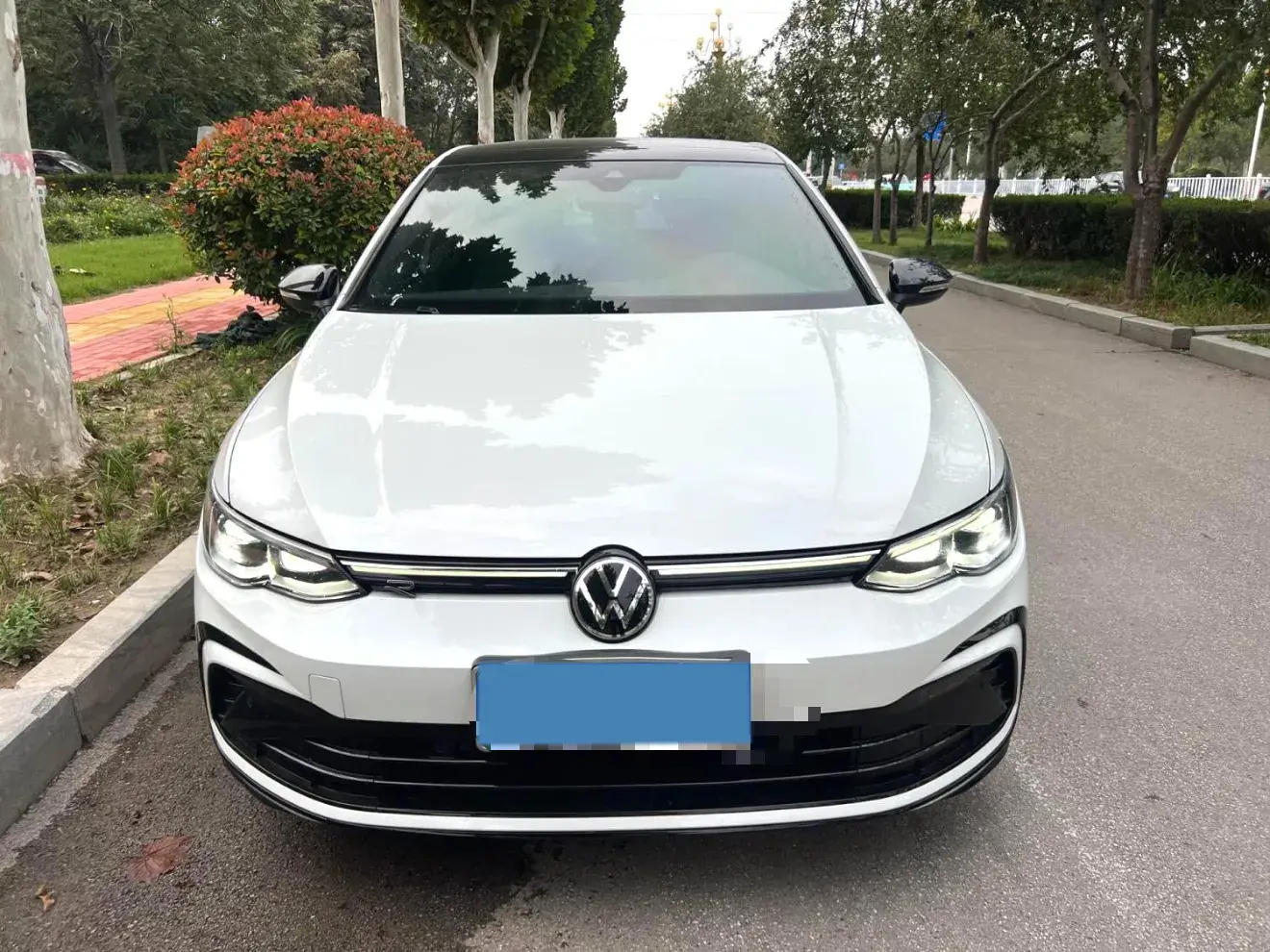 2021 VOLKSWAGEN GOLF thumbnail 2