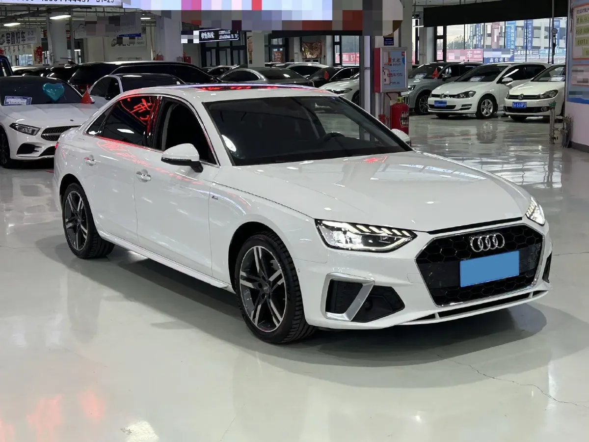 2020 Audi A4L 2.0T 190HP L4 7DCT,autocango,china used car exporter,china ev exporter,chinese used car exporter,chinese used ev exporter