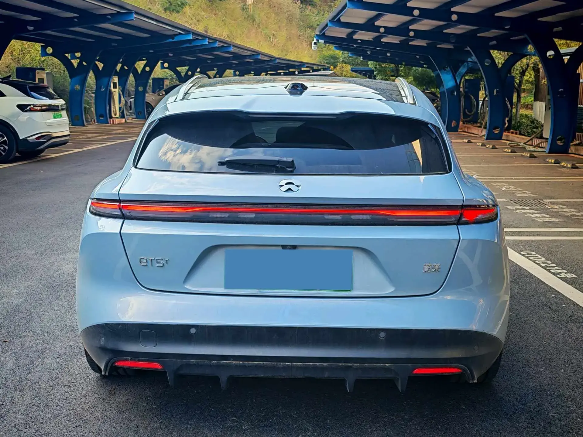 2024 NIO ET5T thumbnail 4